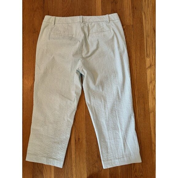 Talbots Womens Size 10 Green White Stripe Capri Pants Seersucker - Picture 4 of 5